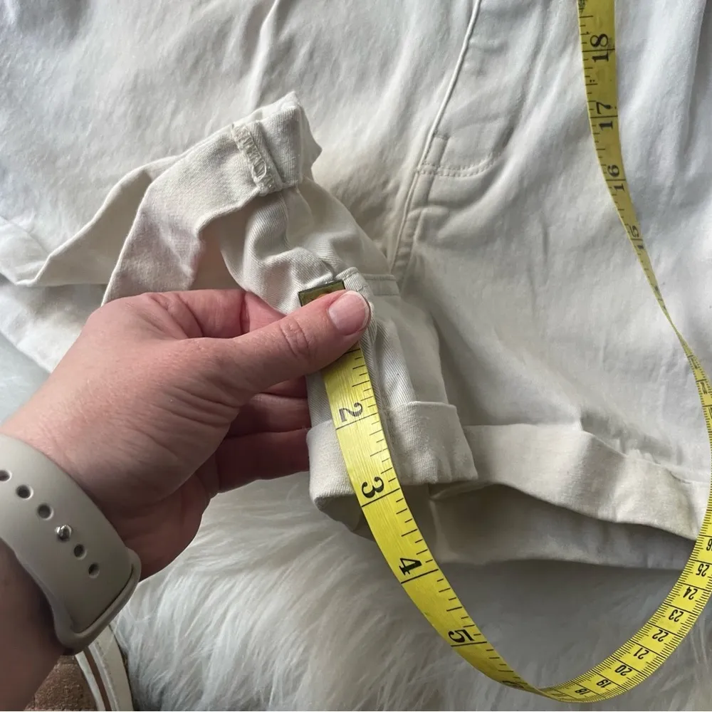 Khaki Paperbag Shorts Ultra High Rise - Image 6