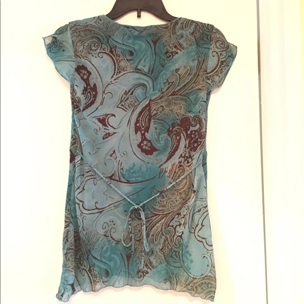 Dressbarn flowy top - Image 3