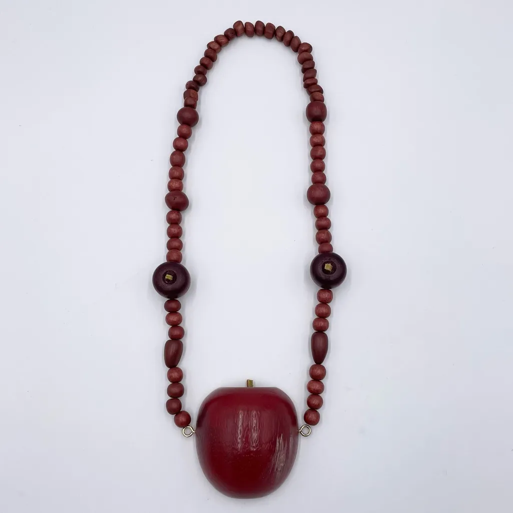 Vintage 90s Wooden Apple Beaded Necklace Teacher Artsy Unique Statement Jewelry Red - Image 3