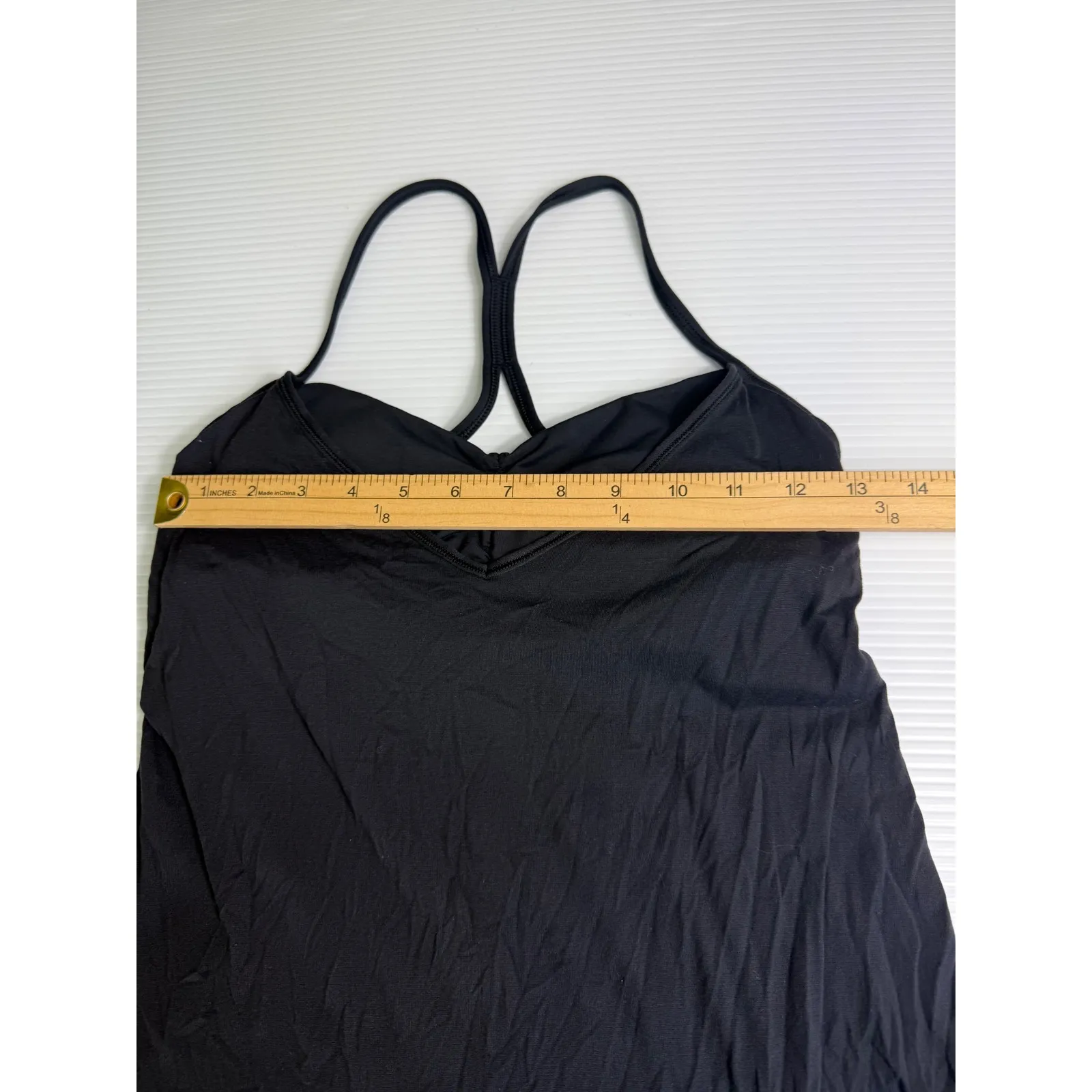 Lululemon Black Yoga Tank Top Built-In Bra Criss Cross Back Workout Athleisure 6 - Image 3