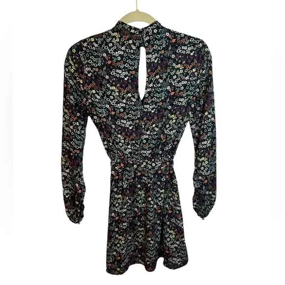 H&M DIVIDED FLORAL HIGH NECK MINI DRESS - Image 2