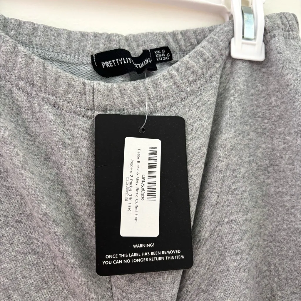 Pretty Little Thing  Grey Petite Sweatpants - Image 2