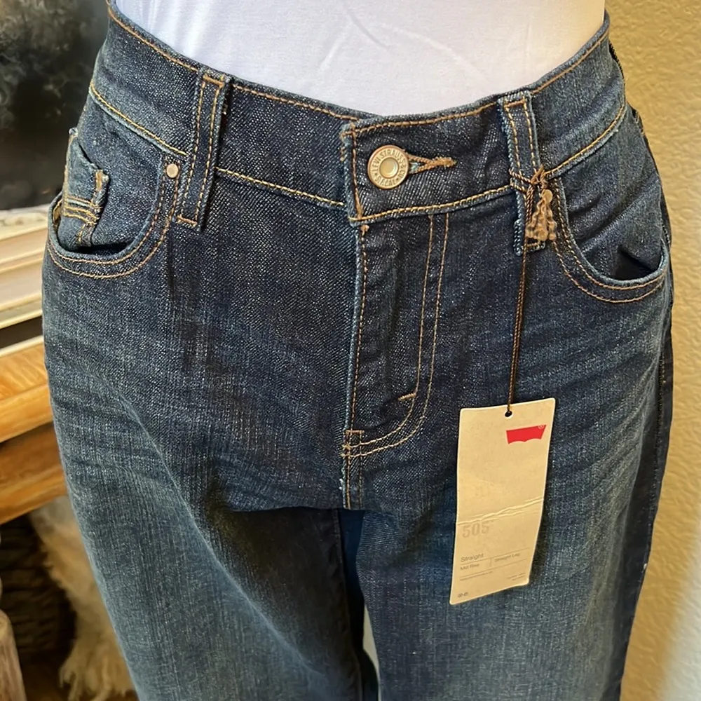 Levi’s Women 505 Denim Straight Leg Jeans Flap Pockets Size 29 - Image 3