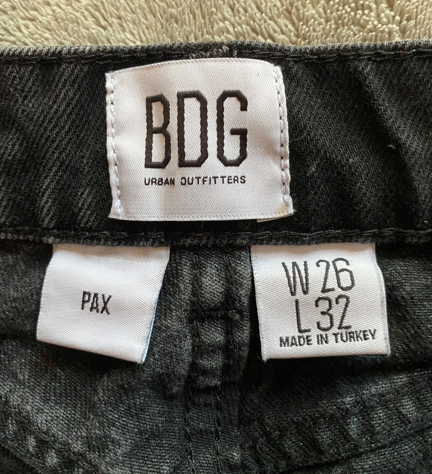 Urban Outfitters Mom Jeans - Image 4