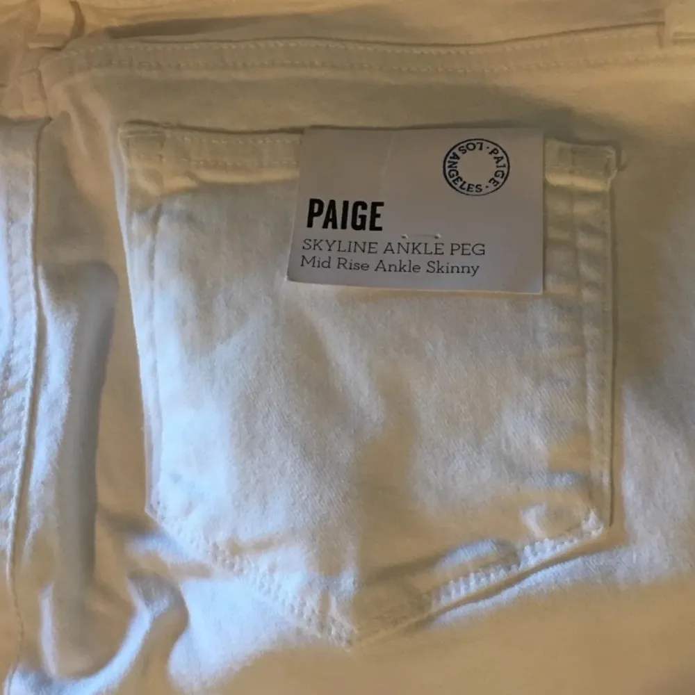 NWT  Denim Skyline Ankle Peg Leg Skinny Jeans Size 32 White - Image 11