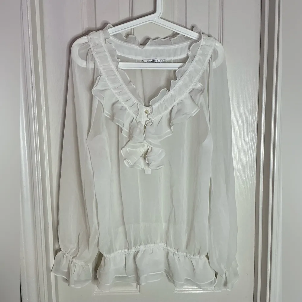 Peter Nygard White Ruffled Long Sleeve SunBlouse - Image 3