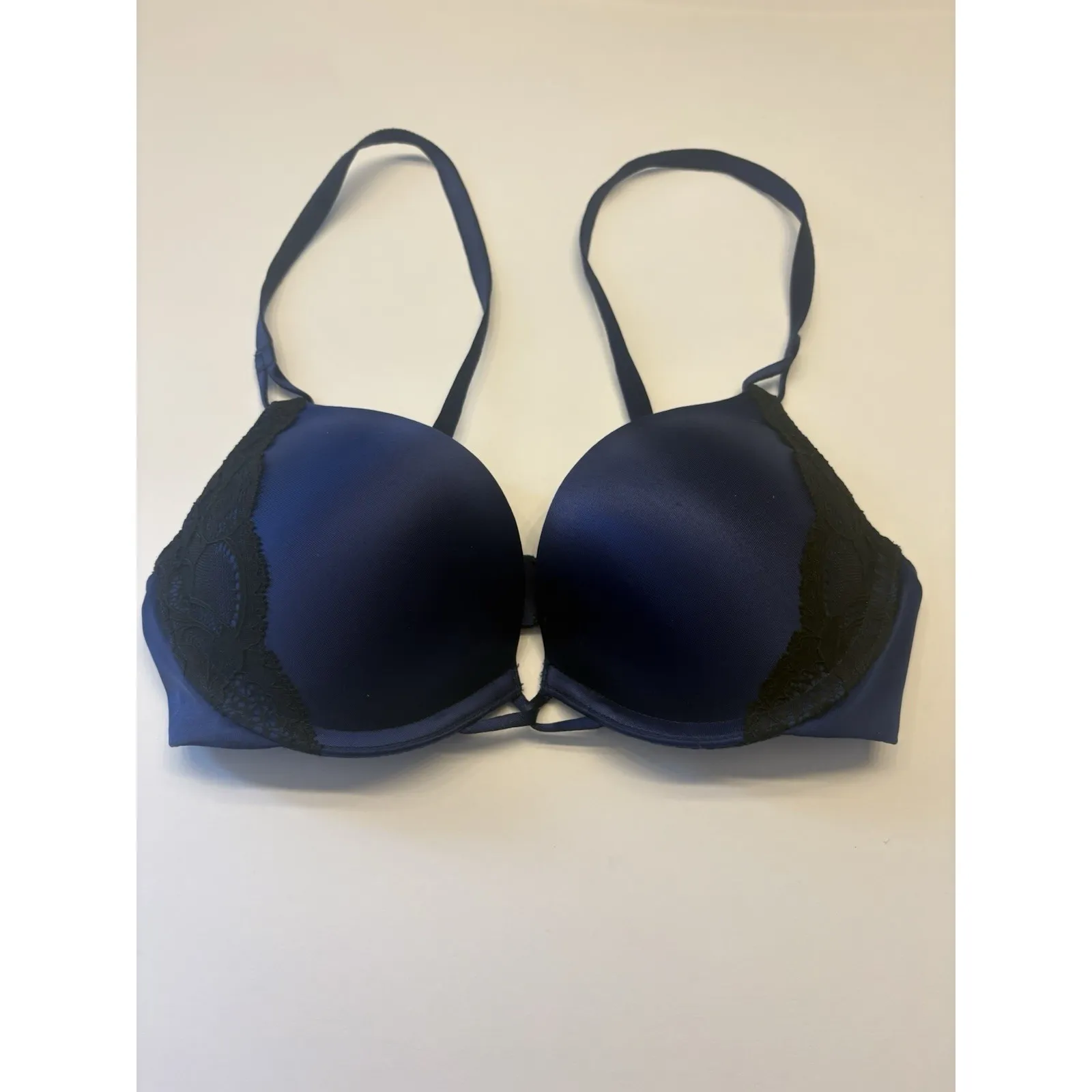 Victoria's Secret Bombshell Plunge Super Push-up Bra Sz 32B Satin Lace Navy NEW - Image 5