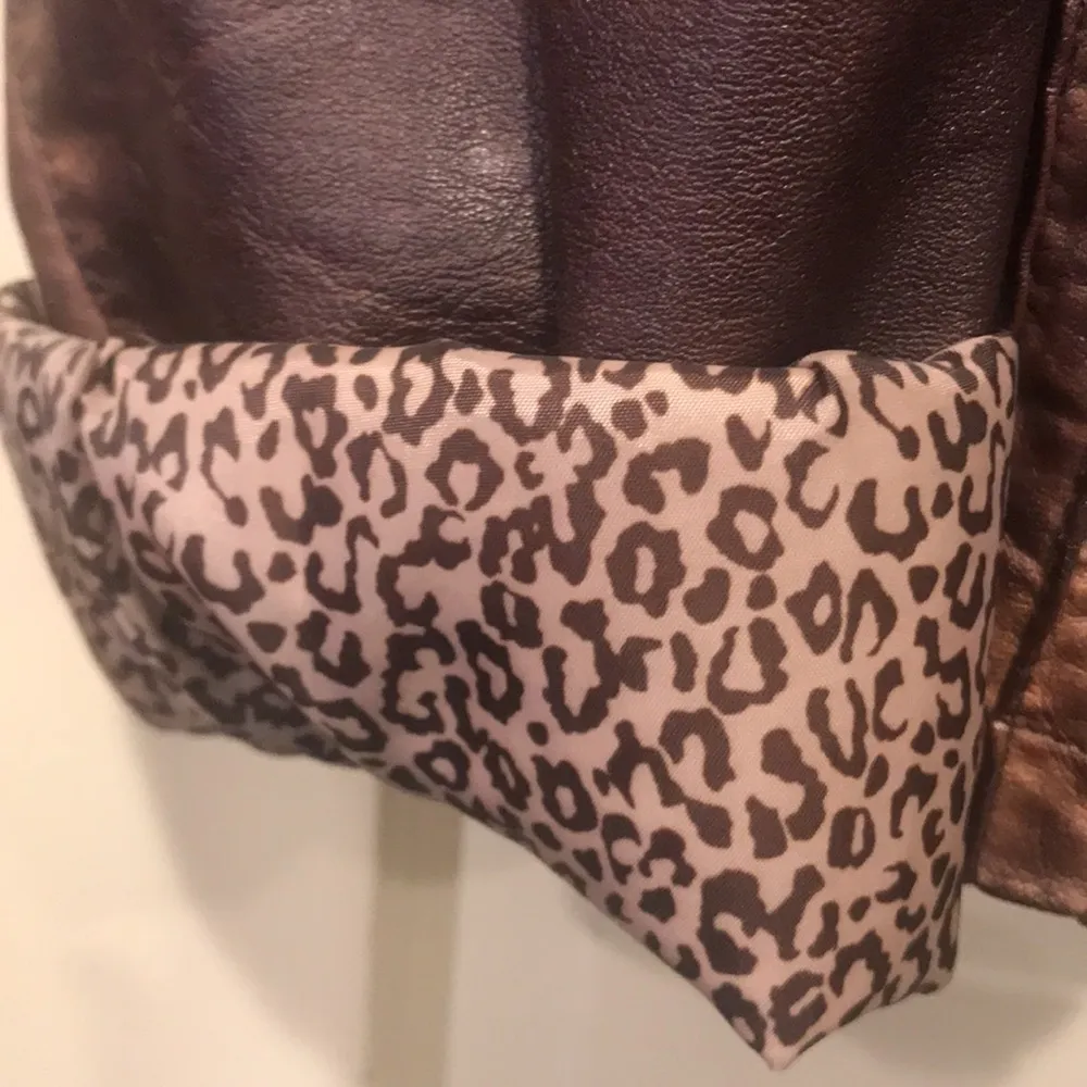 Gorgeous Vegan Leather-like Jacket - Image 11