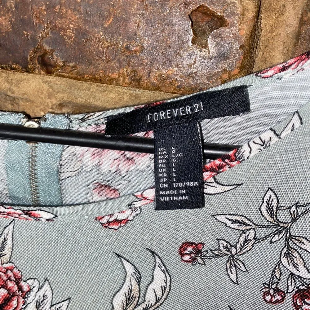 Forever 21 Sage Green Floral Short Sleeve Mini Dress Women's Size Large - Image 4