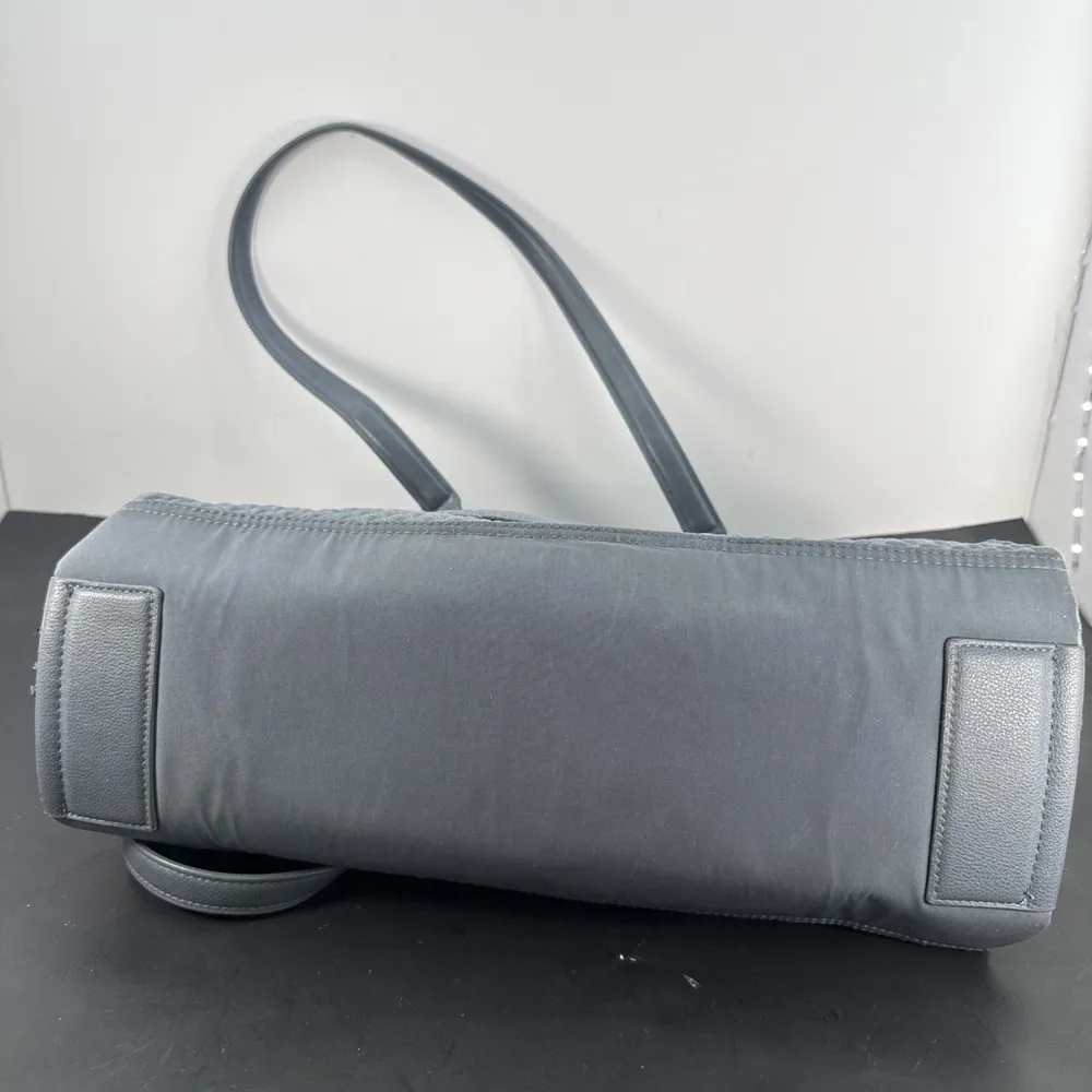 VERA BRADLEY Iconic Commuter Tote in Charcoal Mini Diamond Quilt 23212-541 - Image 16