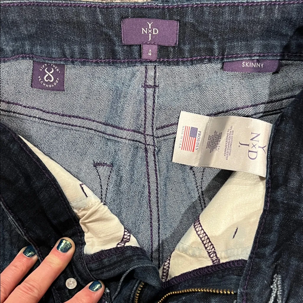 NYDJ Dark Blue Textured Jeans Lift Tuck Skinny Diamond Pattern Style 9 inch Rise - Image 8