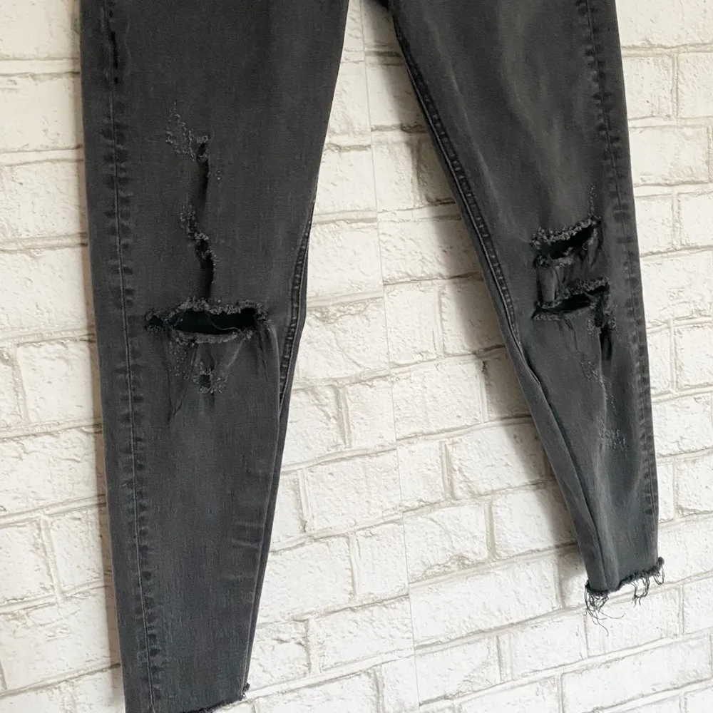 Cotton On Black Distressed Crop Slim Leg Jeans 28 - Image 3