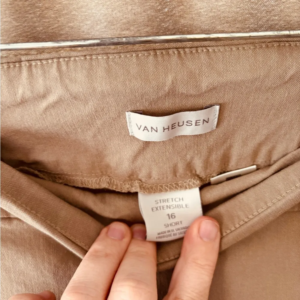 Classic Tan Women's Pants - Image 3