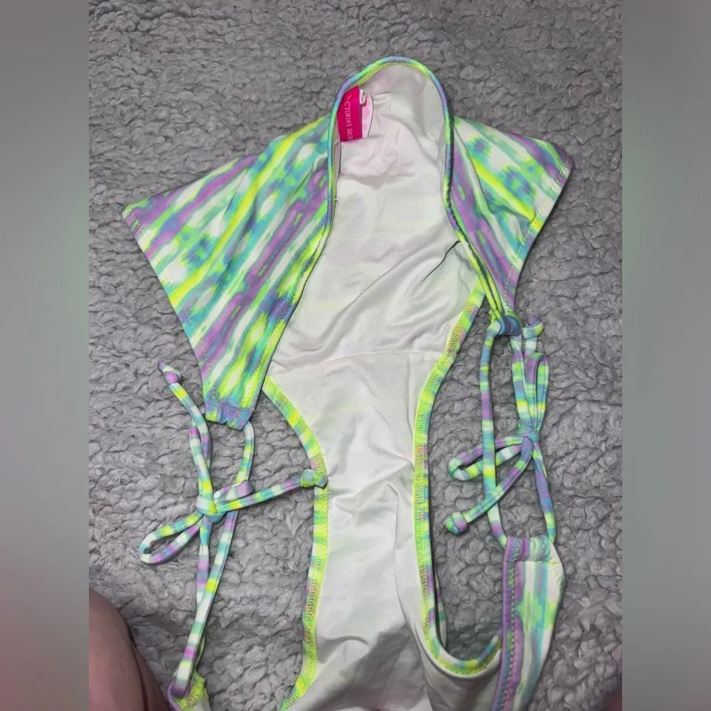 Victorias Secret Large Bikini bottom. - Image 3