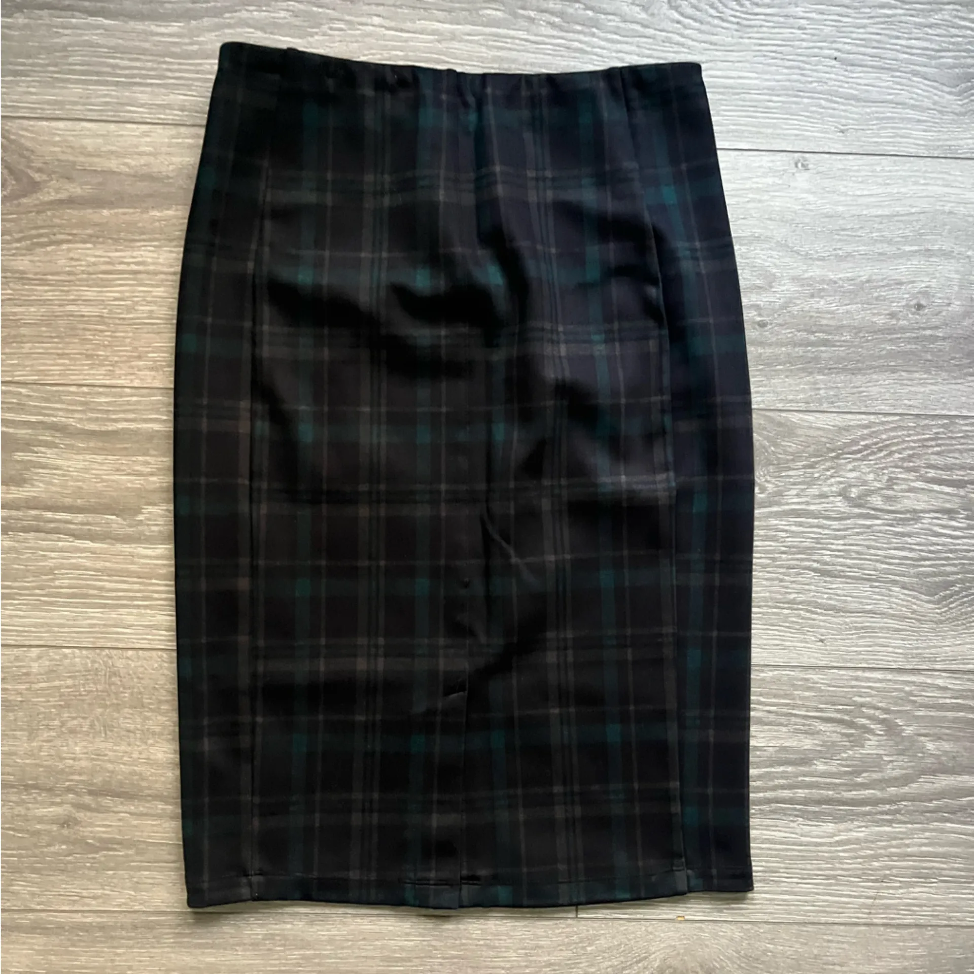 Liverpool black Green Plaid Pull On Pencil Skirt Size 6 Work Party Holiday Fall - Image 2