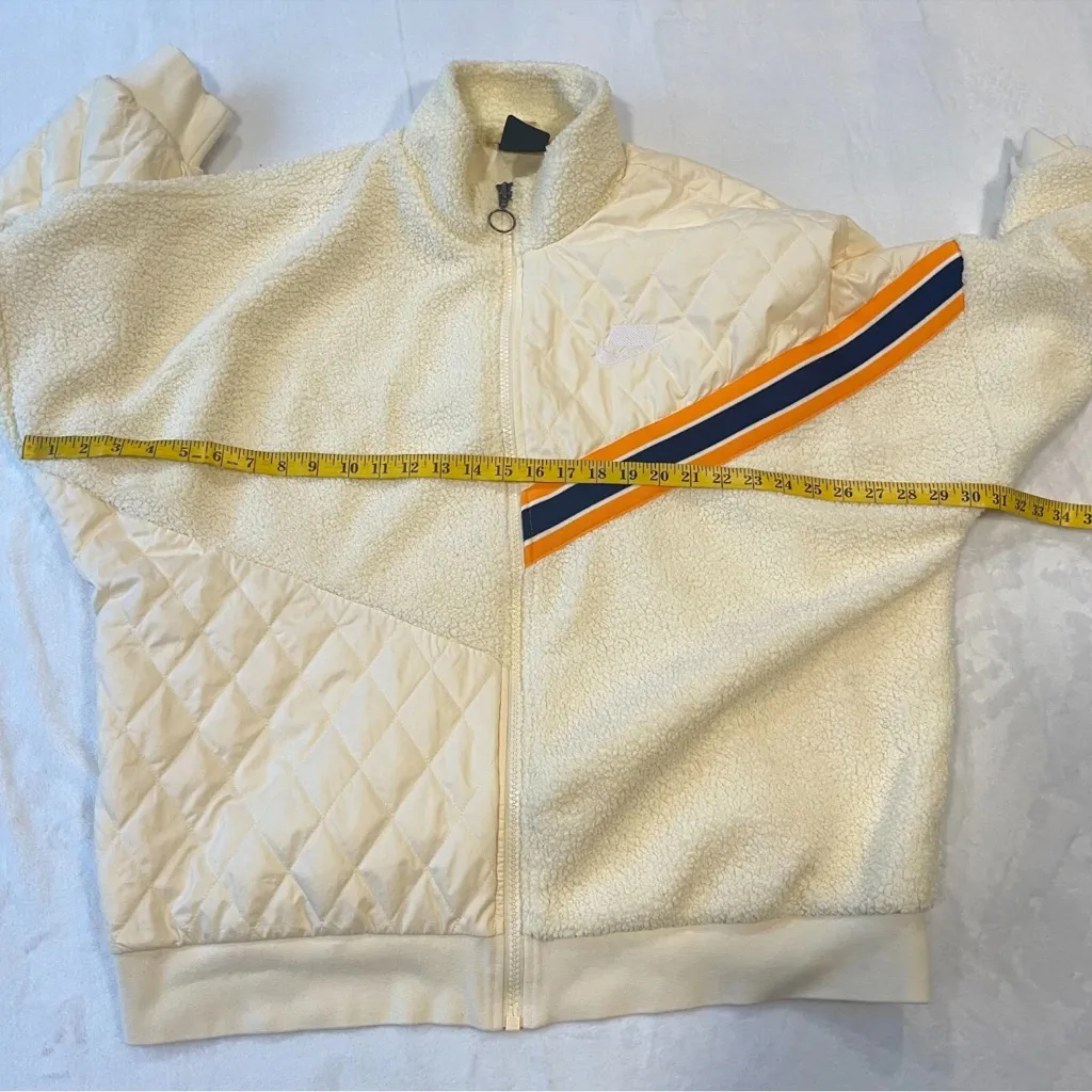 Nike Women’s Sz L Sherpa Sportswear Full Zip Track Jacket - Image 7