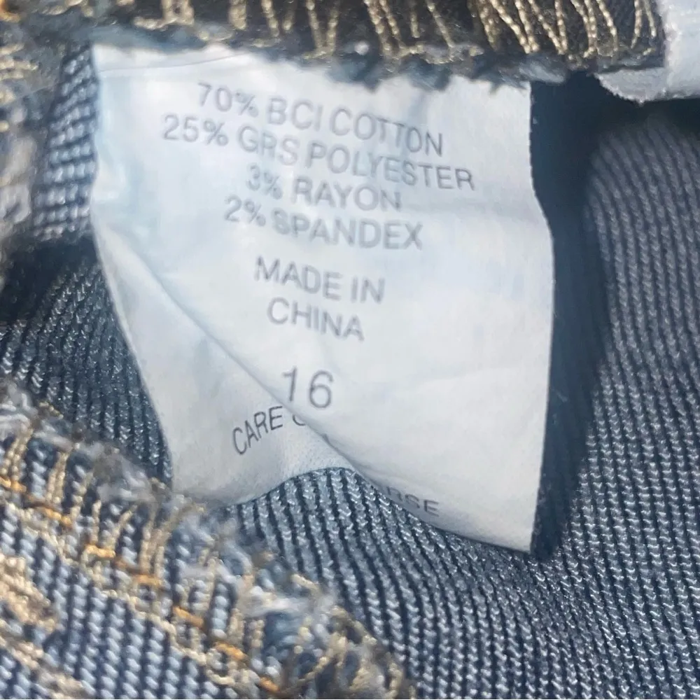 New York & Company High Waist Curvy Skinny jeans - Image 8