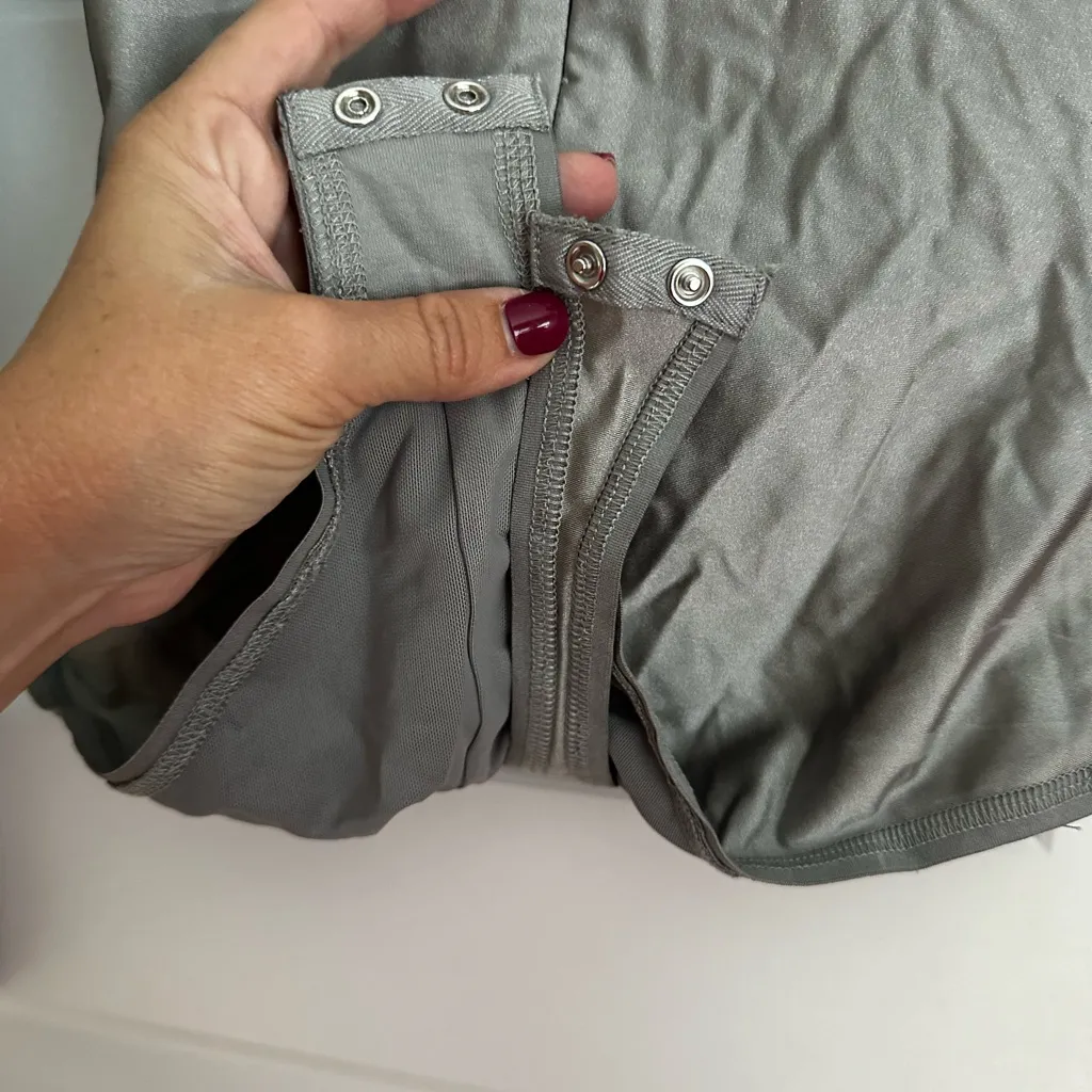 SKIMS  Disco‎ Front Zip Bodysuit Silver - Image 4