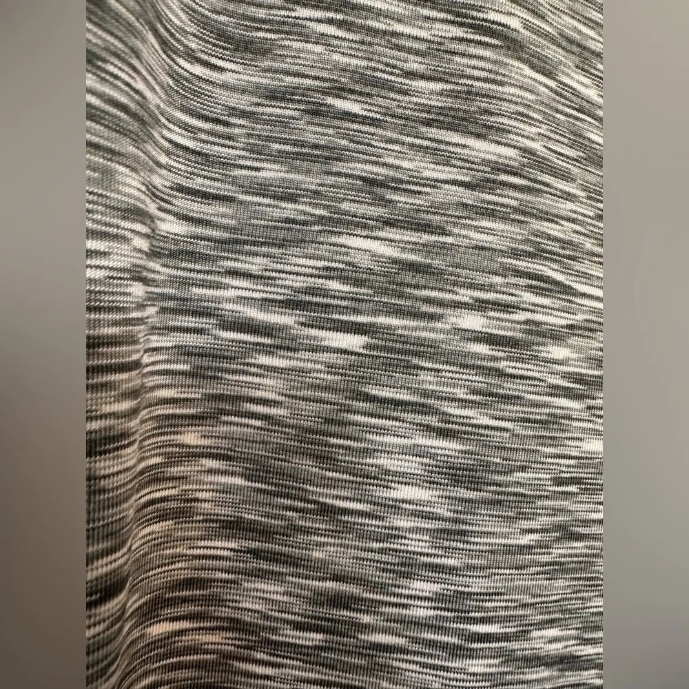 Oalka Gray Black White patterned Leggings - Image 3