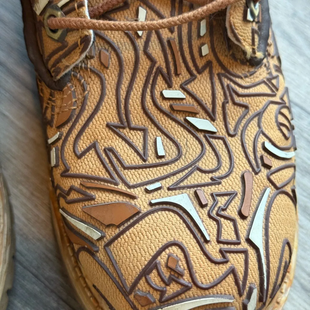 RARE Timberland Brown Patterned Combat Boots size 5.5 - Image 5