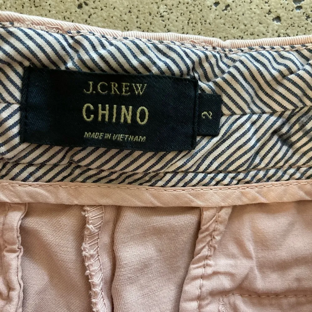 Like New J.Crew women shorts - Image 3