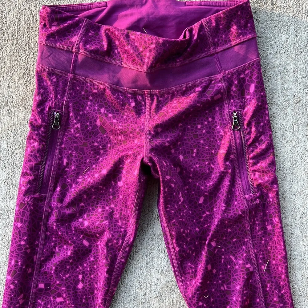 Lululemon Inspire Tight II Paradise Geo Regal Plum Multi / Regal Plum Sz 4 - Image 4