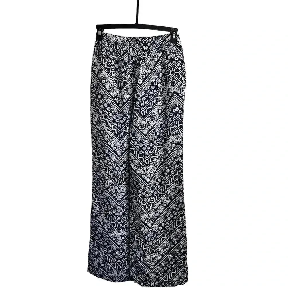 Love Tree Women's Geometric Print Flowy Bohemian Pants Size S Navy and White - Image 2