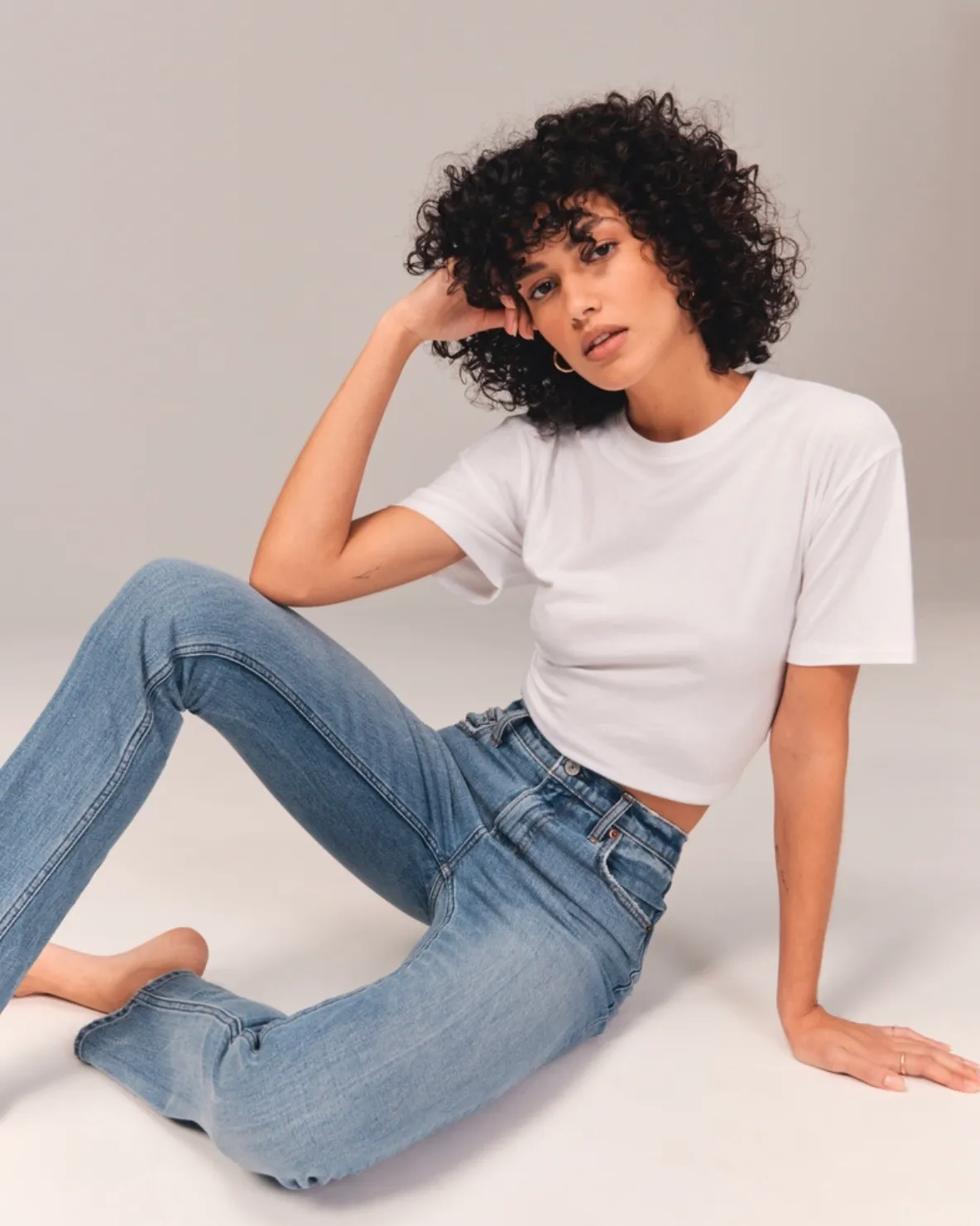 90s Slim Straight Jeans - Image 3