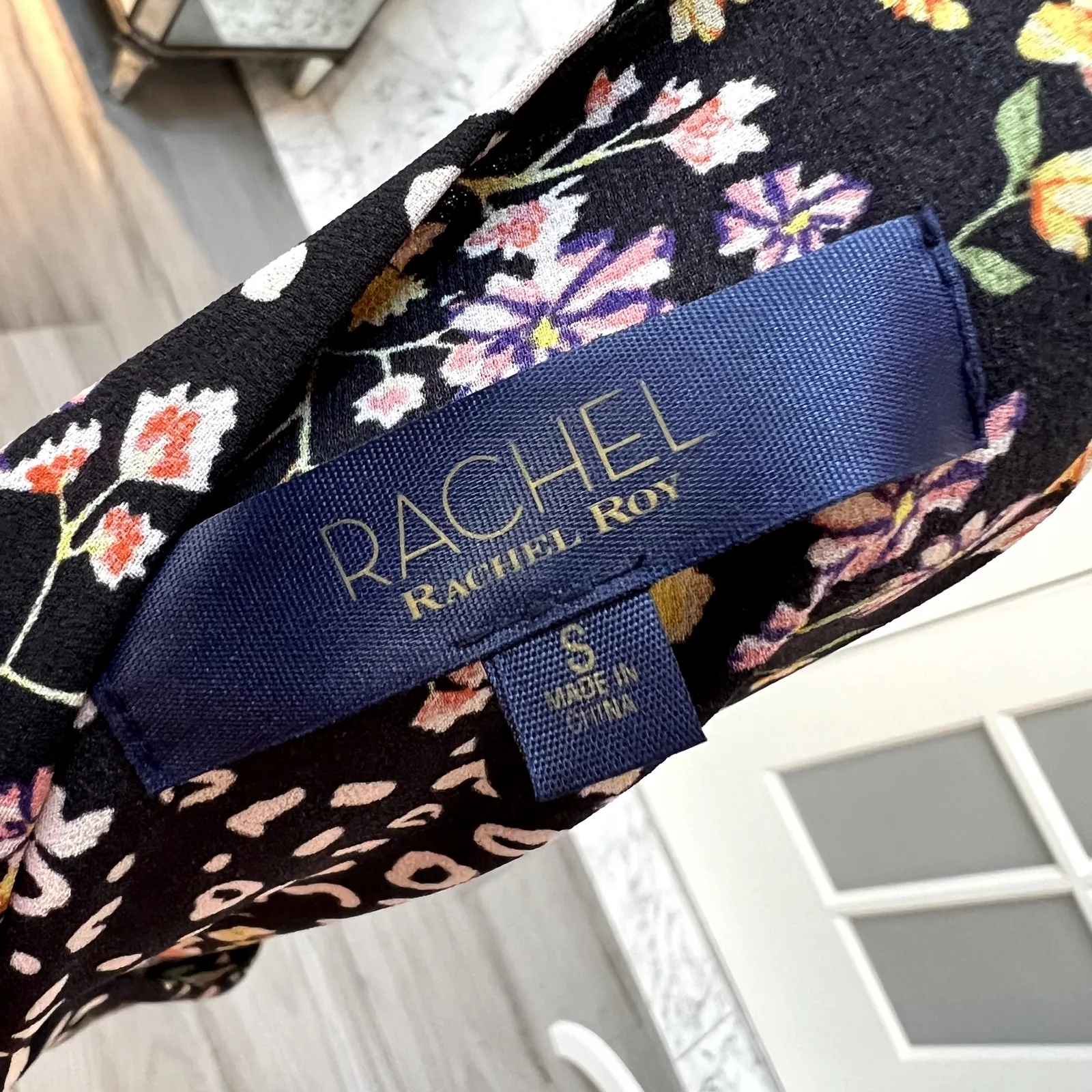 RACHEL Roy Black Mixed Media Floral Cheetah Print Tank Blouse Small NWOT - Image 4