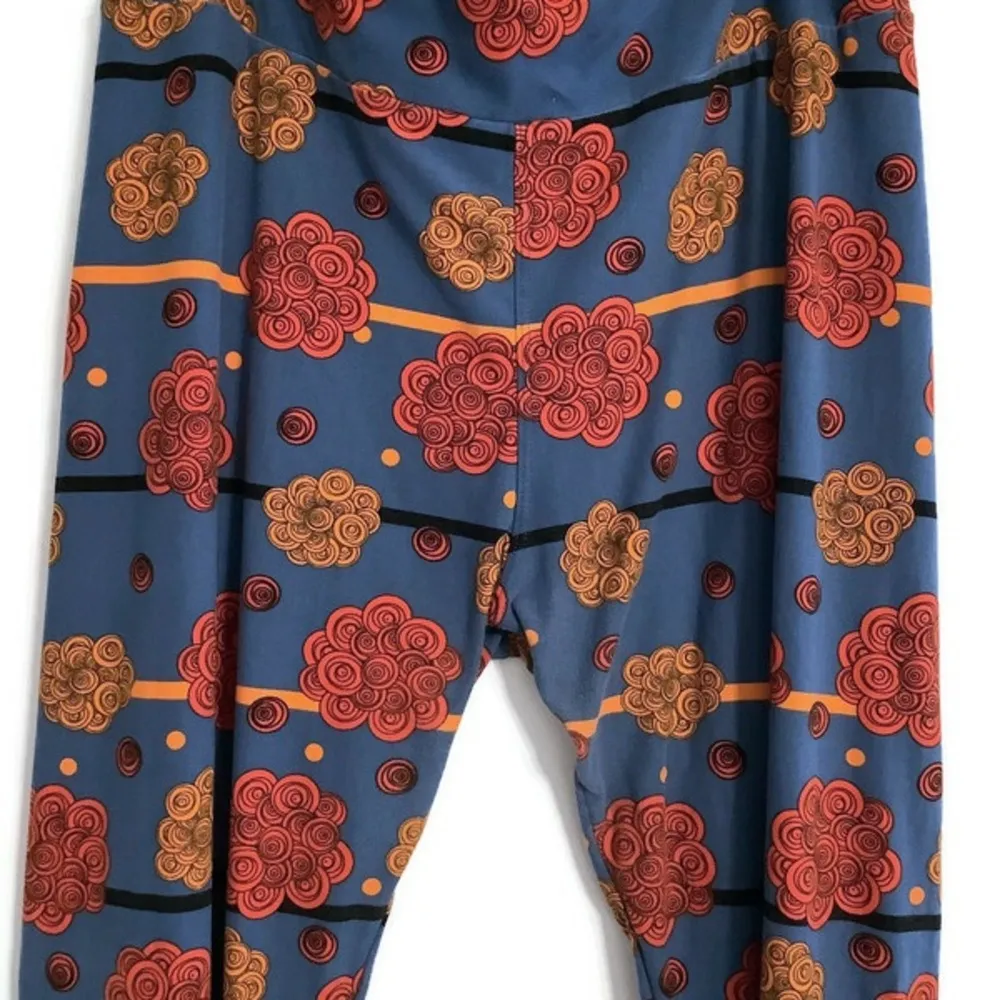 LuLaRoe beautiful print legging - Image 5
