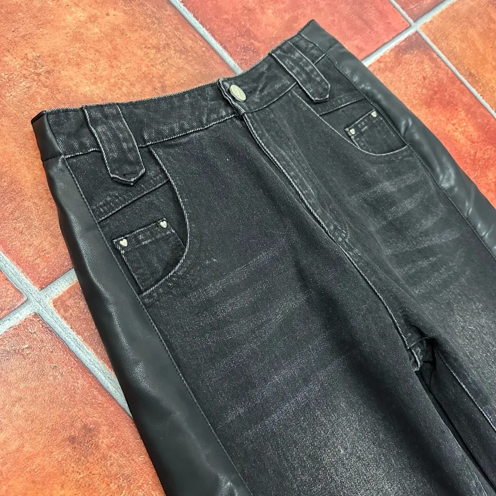 Nimo Wang Black Leather Side Panels Wide - Image 2