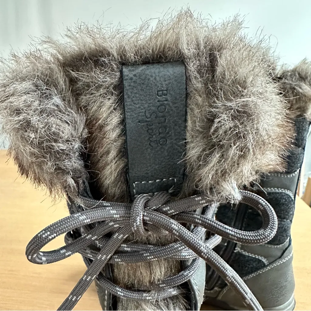Blondo Sport Waterproof Grey Sasha Boots Faux Fur Size 6M Winter Fleece lined - Image 7