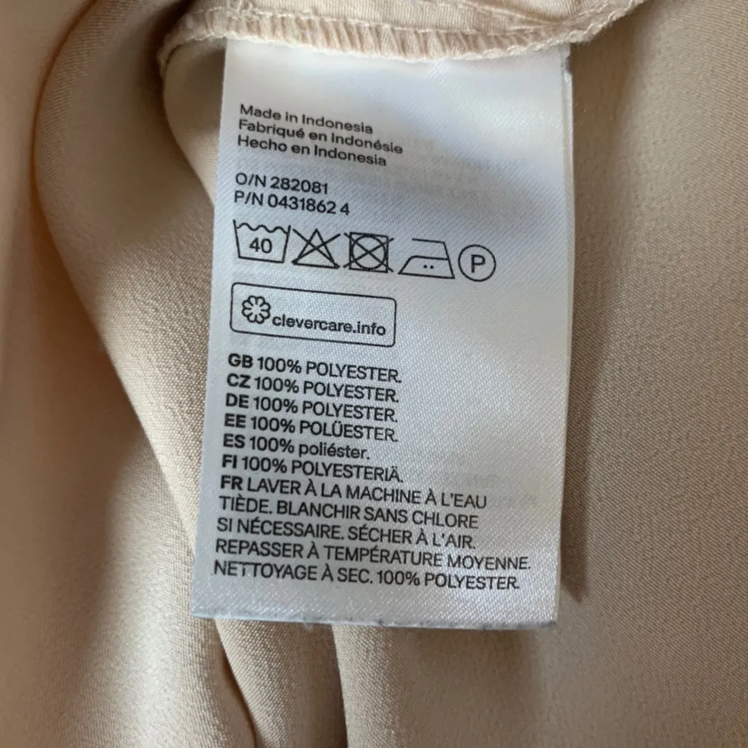 H&M Beige Ruffle Long Sleeve Blouse - Image 7