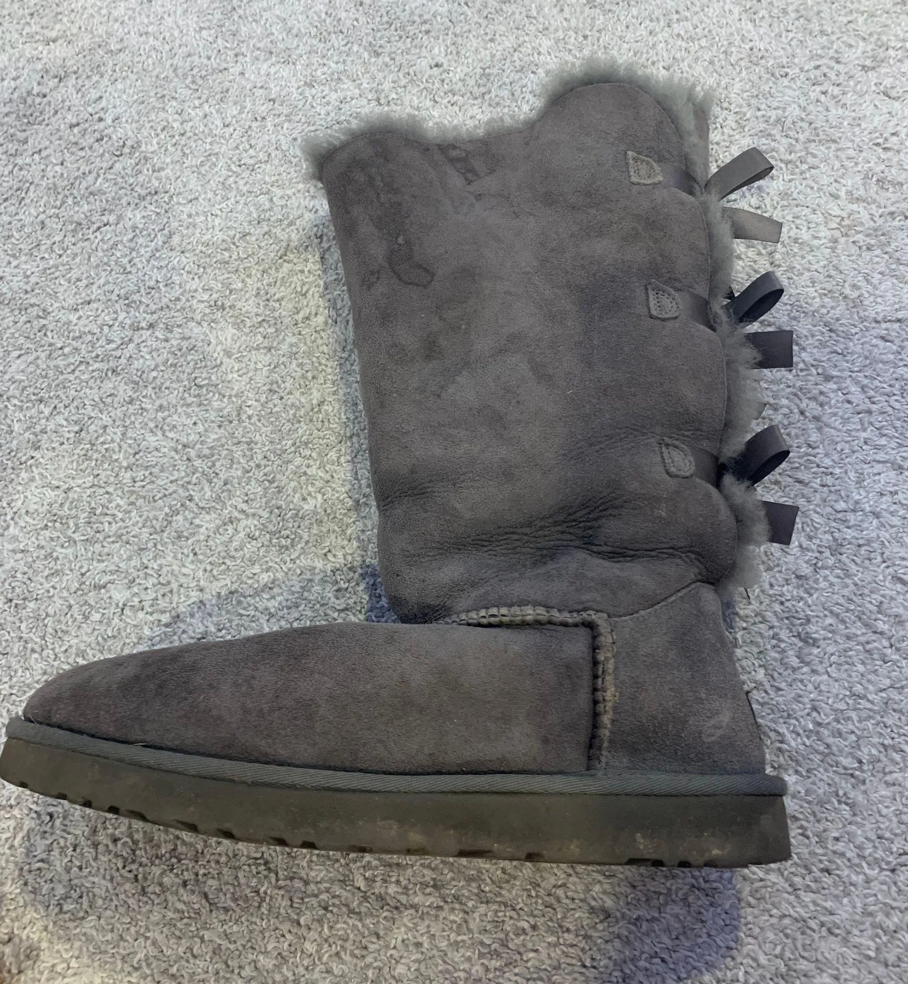 UGG grey Tall Boot With Bows - Image 3