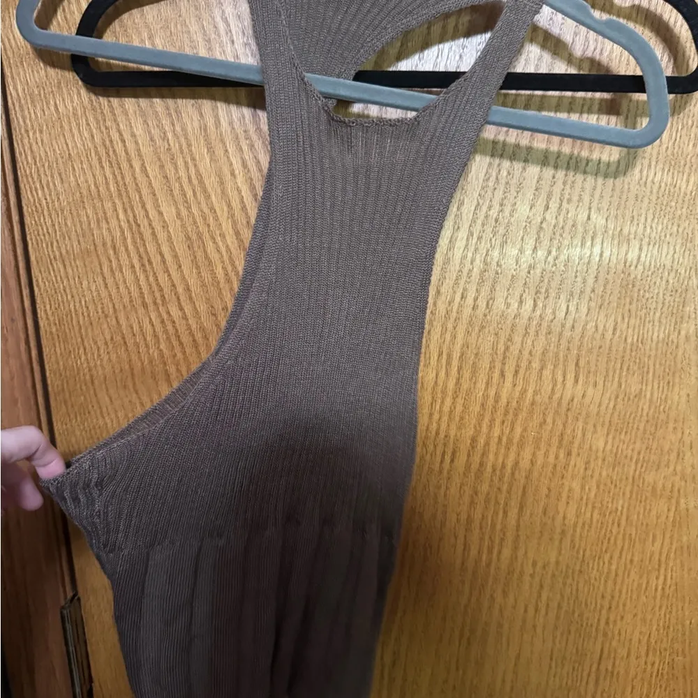 Free people brown sweater tank size small - Image 2