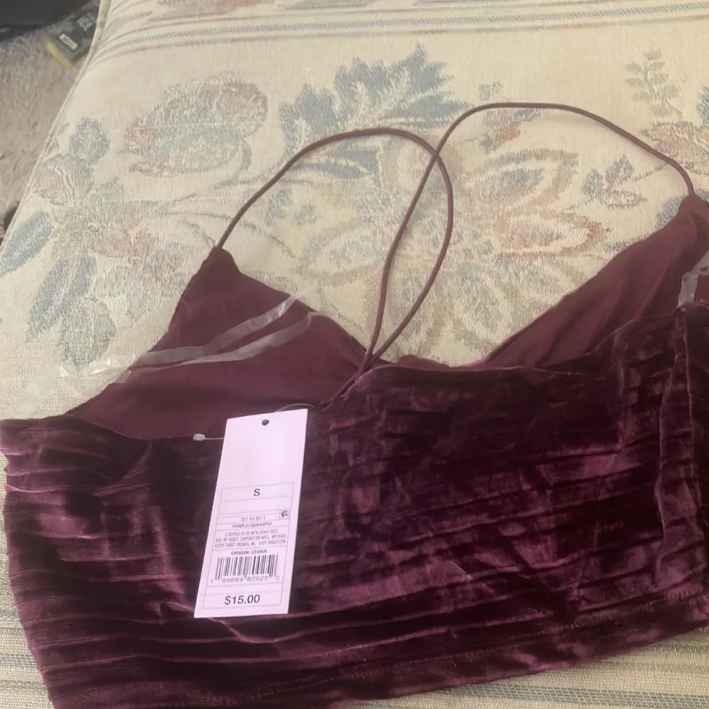 Wild Fable NWT  cropped cami small - Image 2