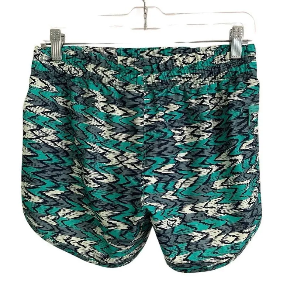 The North Face Class V Shorts Women’s S green black athletic moisture wicking - Image 2