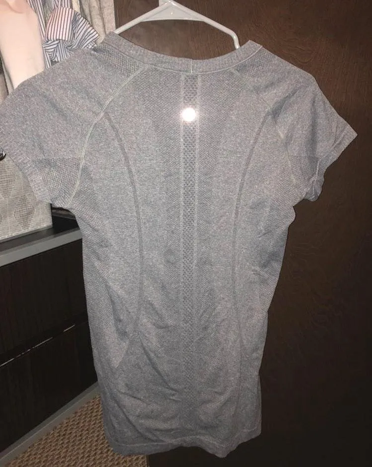 Lululemon Grey  Tee - Image 2