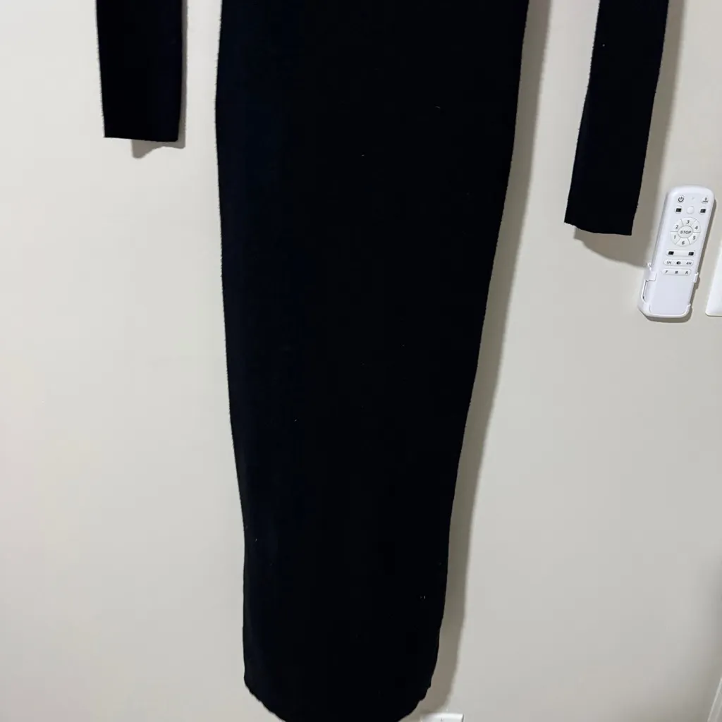 Petal & Pup Archie Off the Shoulder Midi Dress - Image 5