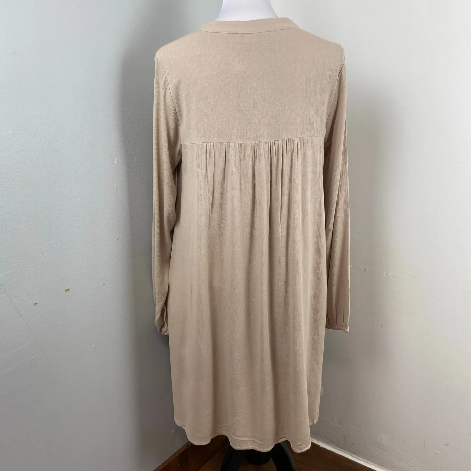 AnnaBelle Boho Floral Embroidered Long Sleeve Shift Shirt Dress Large Blue - Image 4