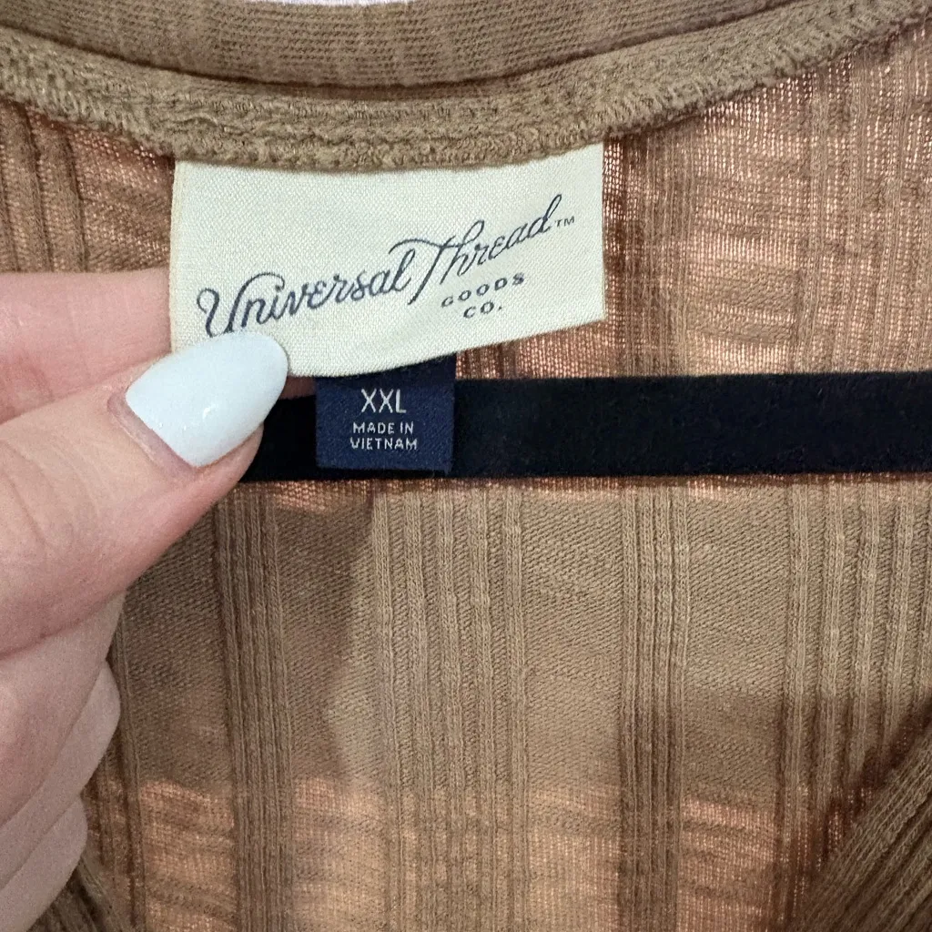 Universal Thread Tan Button Up V Neck Tank Top- Size XXL‎ - Image 3