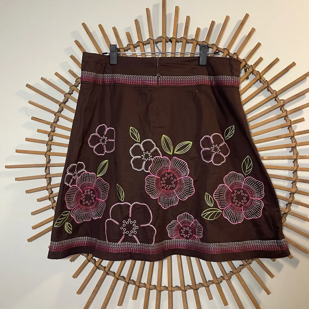 Women’s Y2K Floral Embroidered Skirt Brown w/ Pink Flowers A-Line - Image 5