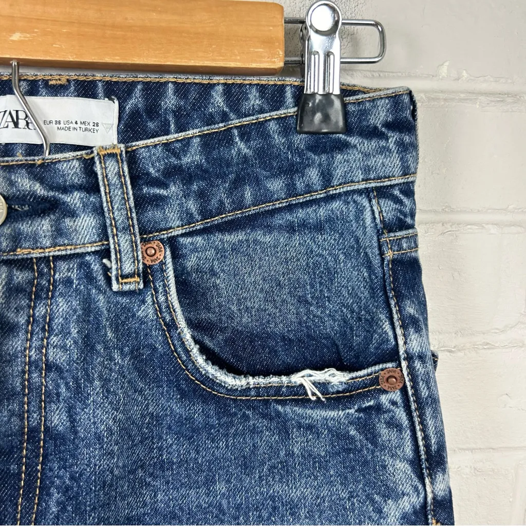 Zara High Rise Straight Leg Jeans Size 4 - Image 6