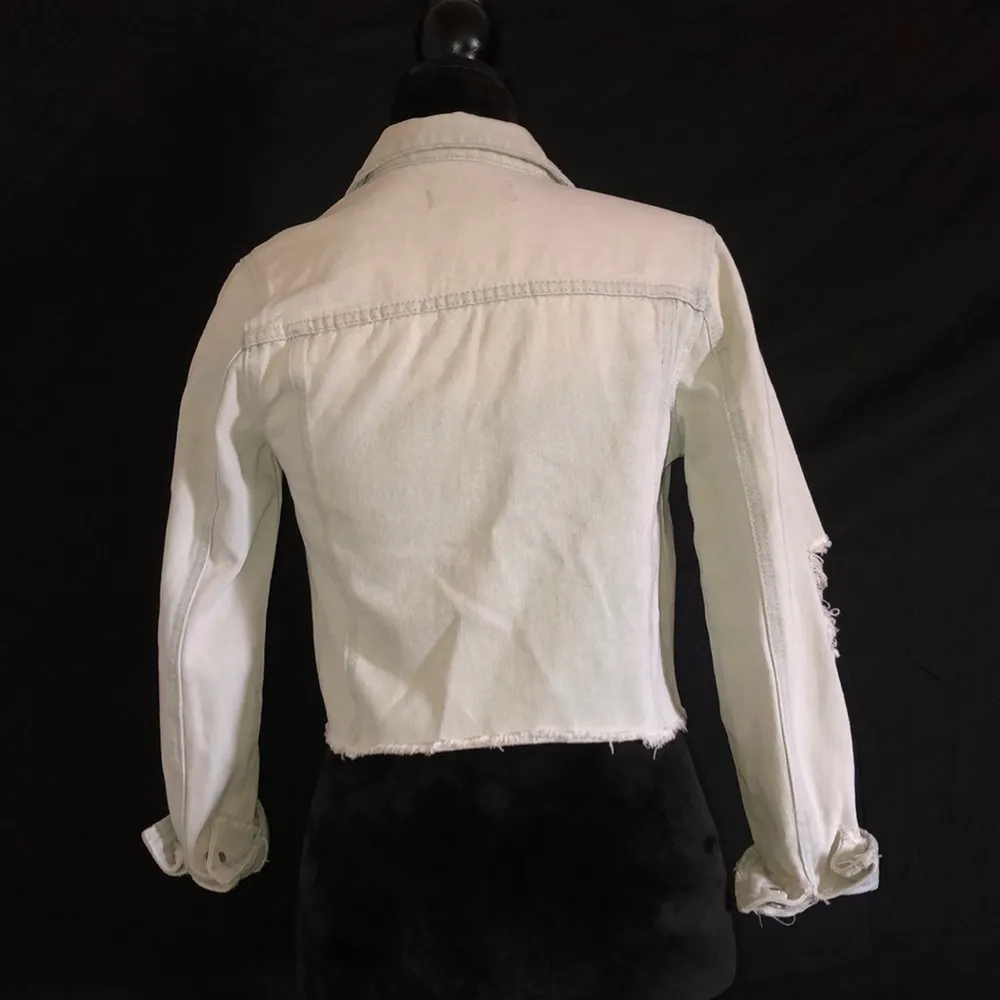 Light Colored Jean Jacket - Image 2