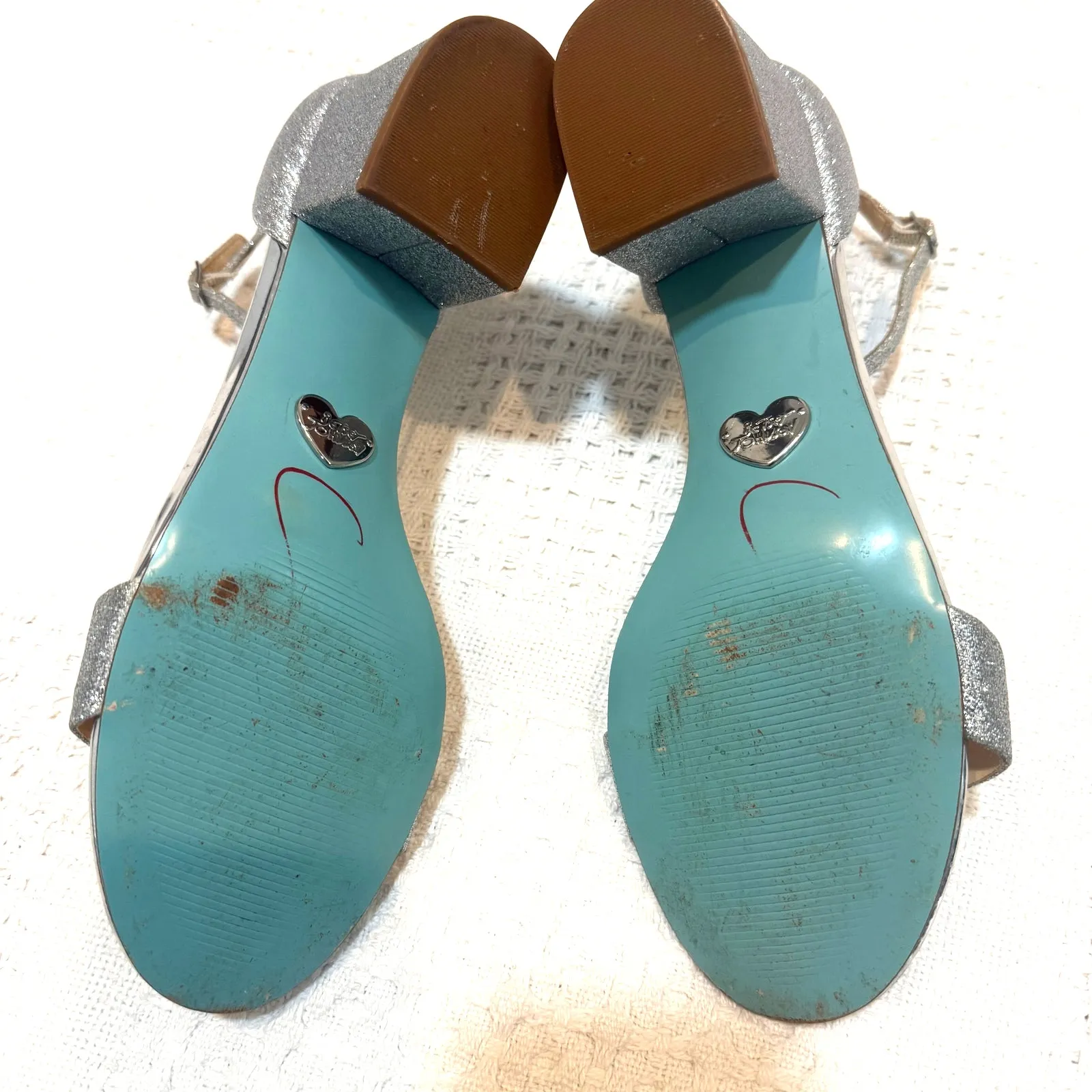 Blue by Betsey Johnson MIRI 8.5 silver glitter heeled sandal 3068 - Image 2