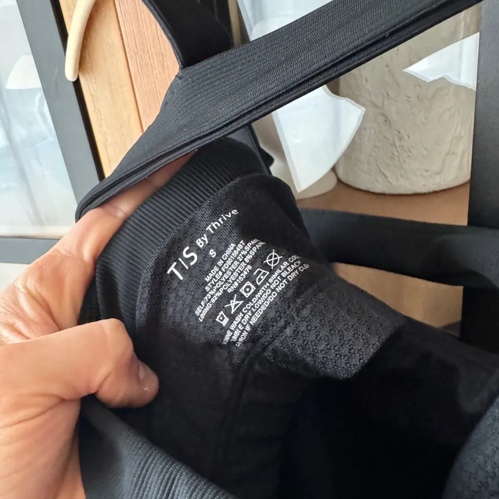 TS Thrive Societe tennis dress mini cutout Criss Cross ribbed workout Athletic Black - Image 3