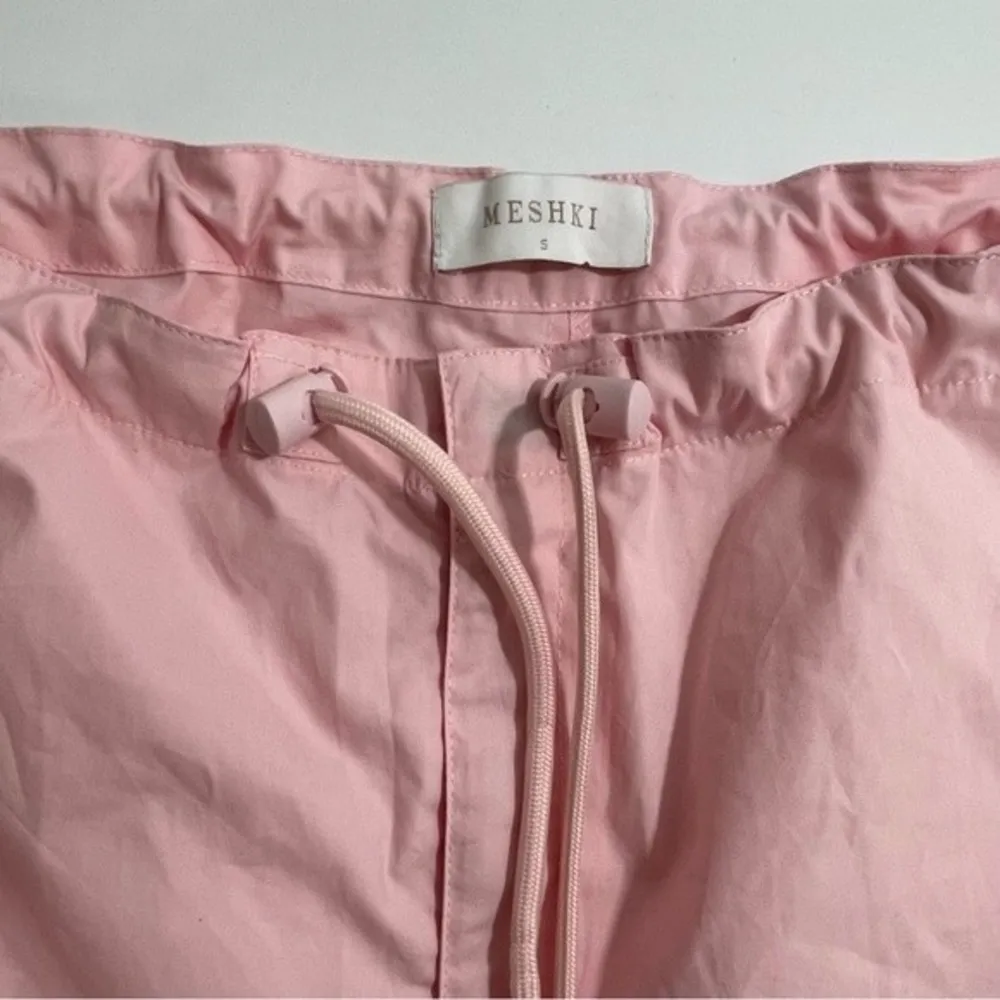 MESHKI AMARA Parachute Pants Baby Pink Size SMALL Cargo Pocket Toggle Drawstring - Image 7