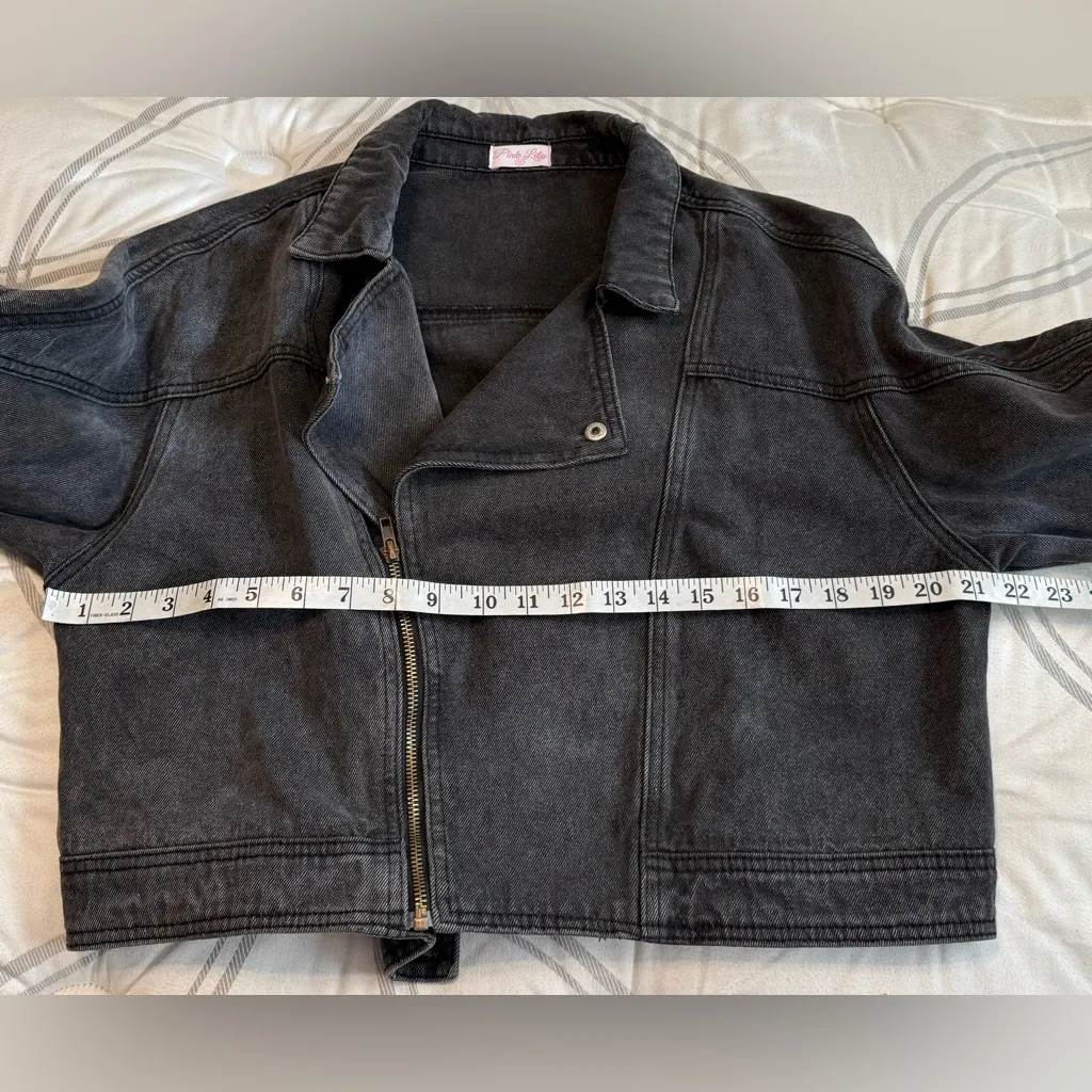 Pink Lily walk the walk black acid wash Denim Jacket - Image 5