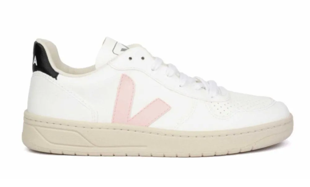 VEJA V-10 VEGAN WHITE PETALE BLACK 2.0625 - Image 3