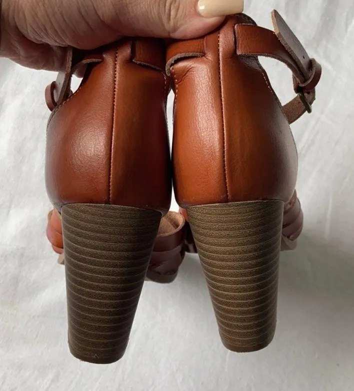 Universal Thread block heel shoes - Image 3